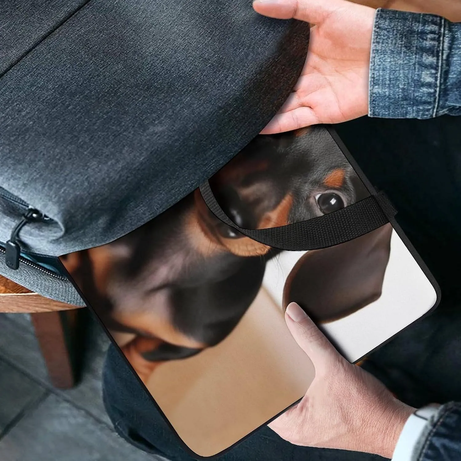Cute Wiener Sausage Dog Laptop Bag Durable Laptop Sleeve Water-Resistant Notebook Bag for Computer Or Tablet