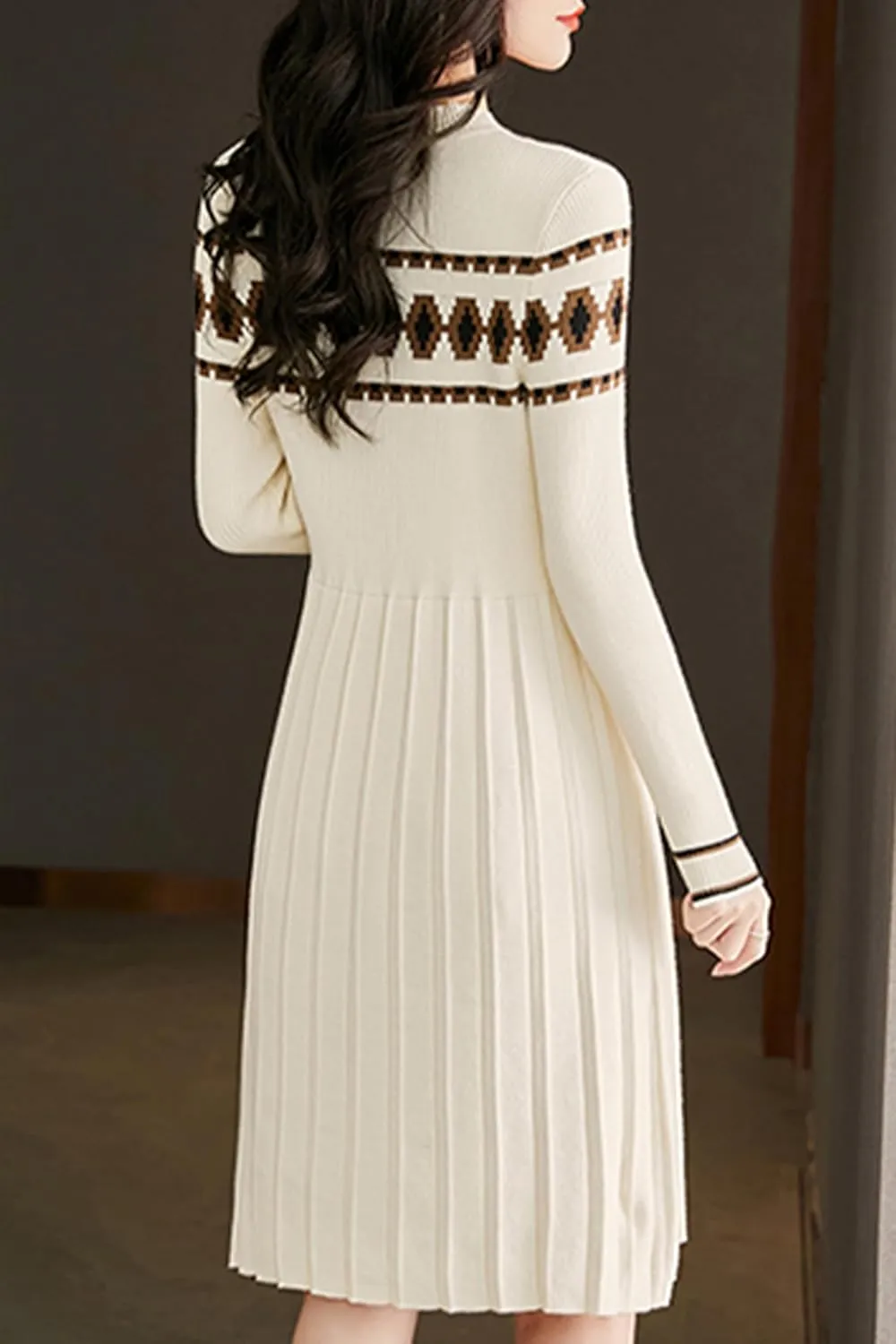 LAI MENG FIVE CATS Women's Knit Dress Long Sleeve Round Neck Elegant Casual Pleated A-Line Mini Dress
