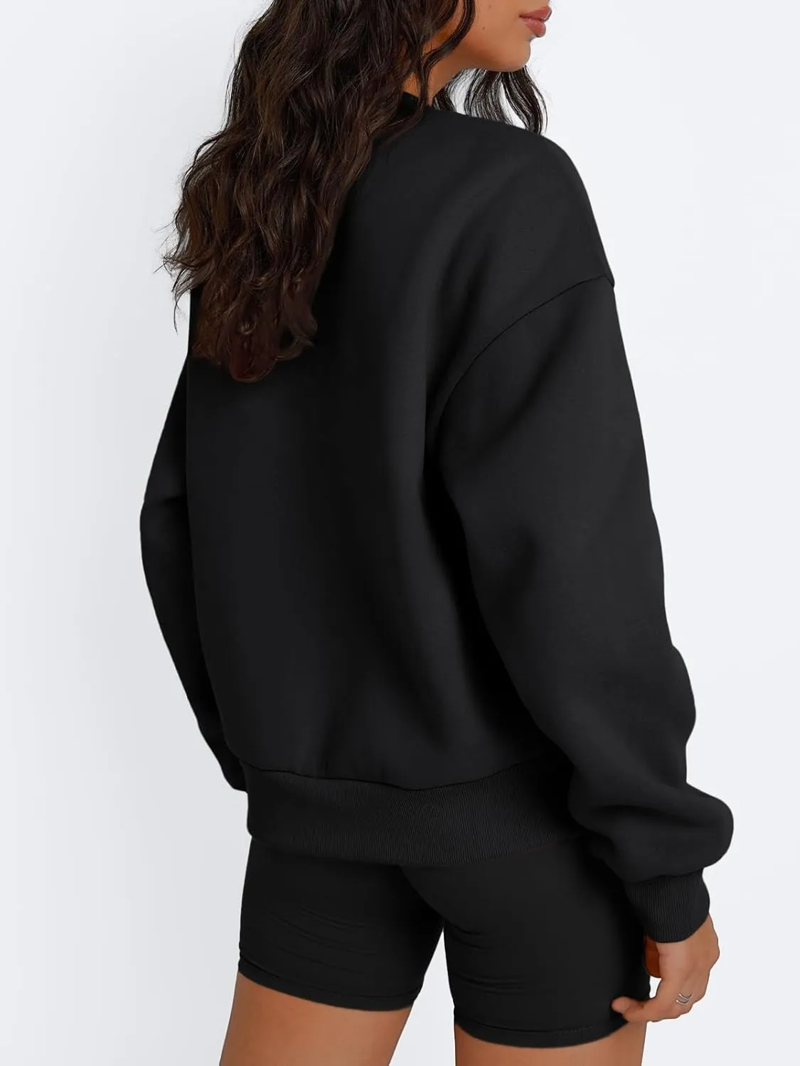 Trendy Queen Womens Crewneck Sweatshirts Casual Pullover Long Sleeve Shirts Fall Fashion 2025 Clothes