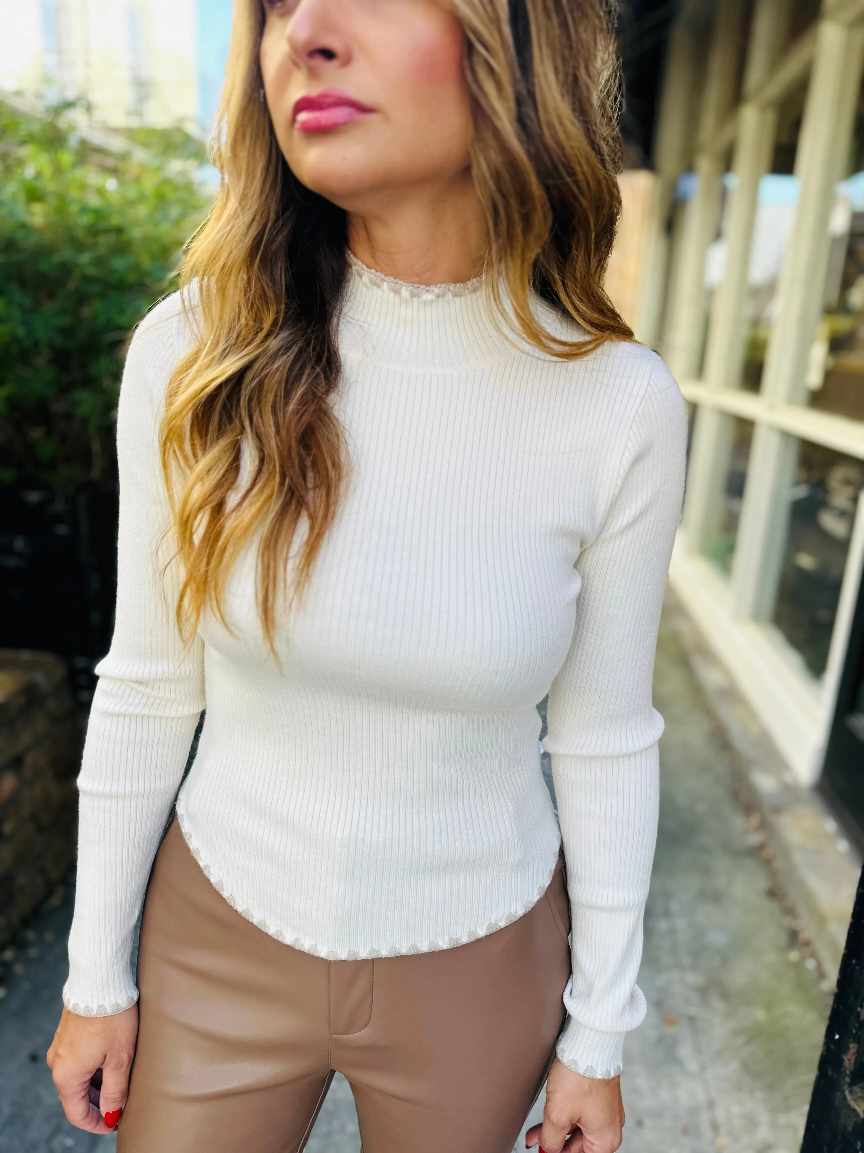 Vika Top- Ivory