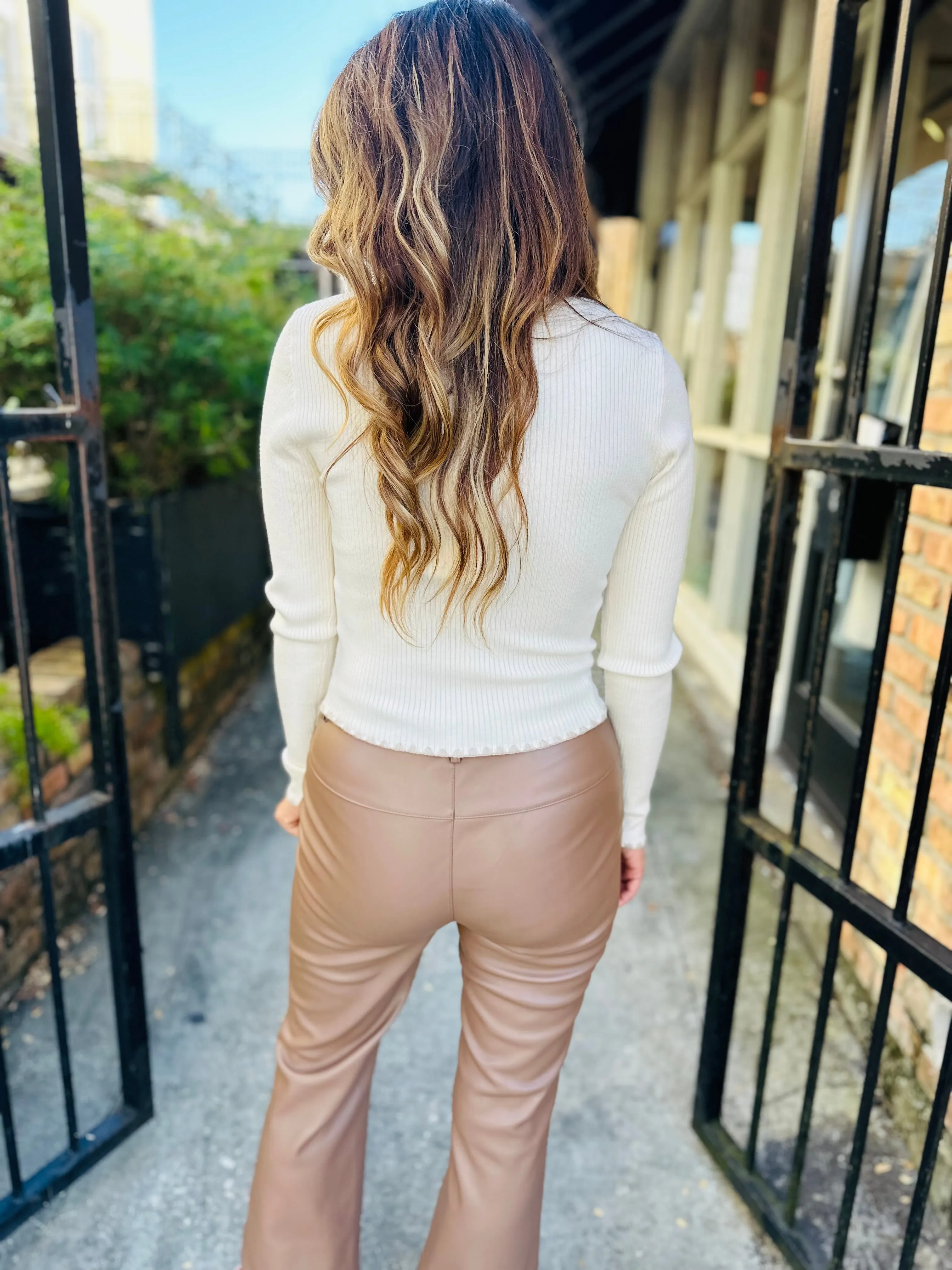 Vika Top- Ivory
