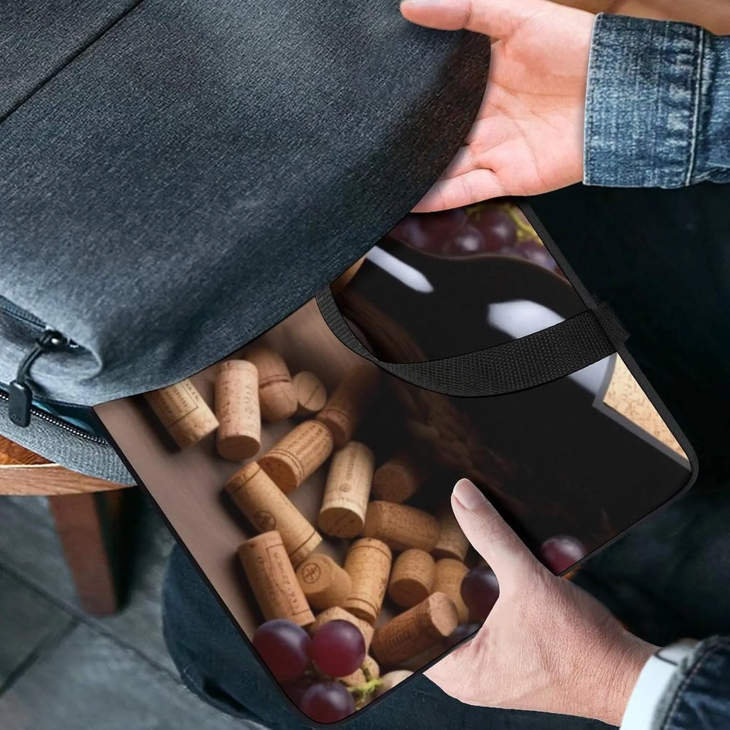 Wine Bottle Corks Grapes Laptop Bag Durable Laptop Sleeve Water-Resistant Notebook Bag for Computer Or Tablet